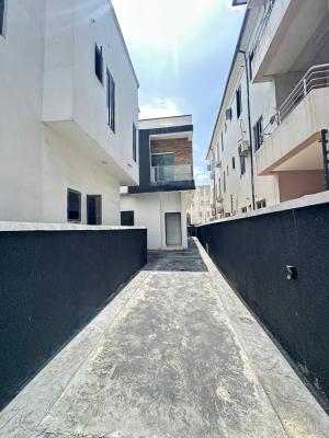 Spacious Luxury 4 Bedroom Semi-detached Duplex with Bq, Vgc, Lekki Phase 2, Lekki, Lagos, Semi-detached Duplex for Sale