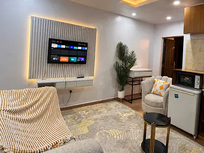 Finished Luxury 1 Bedroom Serviced Apartment