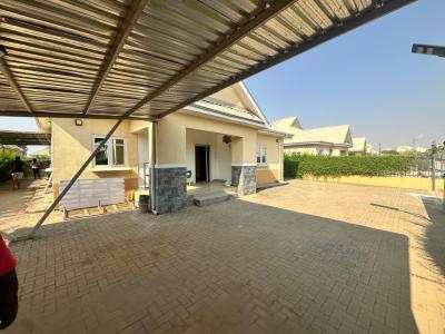 3 Bedroom Fully Detached Bungalow with Two Rooms Selfcon, Lugbe Airport Road, Lugbe District, Abuja, Detached Bungalow for Sale