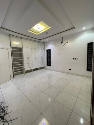 Spacious Clean Master Bedroom in a Shared Apartment, Lekki County Homes Ikota Lekki Lagos, Ikota, Lekki, Lagos, Flat / Apartment for Rent