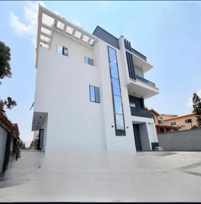 4 Bedroom Fully Detached Duplex with a Bq and Study, Magodo, Lagos, Detached Duplex for Sale