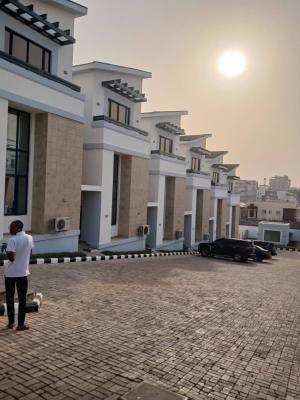 Standard and Well Maintained Four Bedrooms Terrace at Guzape Abuja, Guzape Abuja, Asokoro District, Abuja, House for Rent