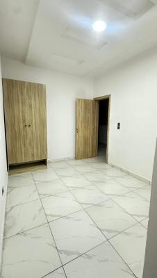 Self Contain, Spring Garden Estate, Orchid Road, Lekki Expressway, Lekki, Lagos, Self Contain (single Rooms) for Rent