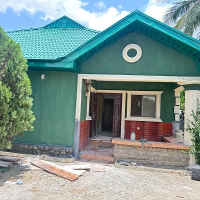 Newly Renovated 4 Bedroom Bungalow with Bq, Kaura, Games Village, Kaura, Abuja, House for Rent