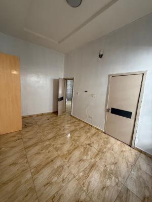 Semi Masters Room Sharing Kitchen Only, Orchid Road, Lekki, Lagos, Self Contain (single Rooms) for Rent