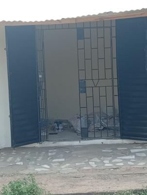 Shop on Agric Road Fagba Lagos, Agric Road, Fagba, Agege, Lagos, Shop for Rent