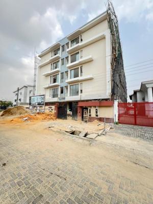 Spaciously Built 2 Bedroom Apartment, Lekki Phase 1, Lekki, Lagos, Flat / Apartment for Sale