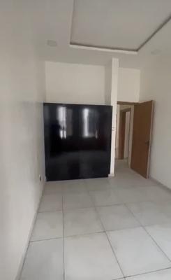 Semi Masters  Upstairs Bedroom Inside a Shared Duplex { Video}, Emcel Garden Estate Orchid Road, Lekki, Lagos, Self Contain (single Rooms) for Rent