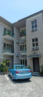 Well Maintained 3 Bedrooms Flat Apartment with Boyz Quarter, Lekki Right, Lekki, Lagos, Flat / Apartment for Rent
