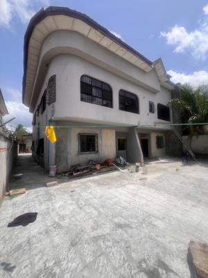 Bedroom Flat in a Very Spacious and Airy Compound., Lekki Phase 1, Lekki, Lagos, Flat / Apartment for Rent