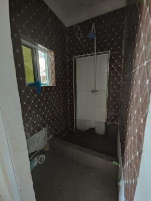 Spacious Selfcon on 3rd Floor in a Serene Area with Road Proximity, New Road, Lekki, Lagos, Self Contain (single Rooms) for Rent