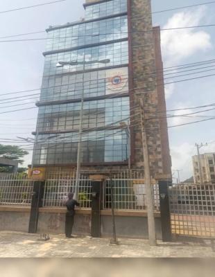 Standard Office Space 250squaremeter with Elevator, Sangotedo, Ajah, Lagos, Office Space for Rent