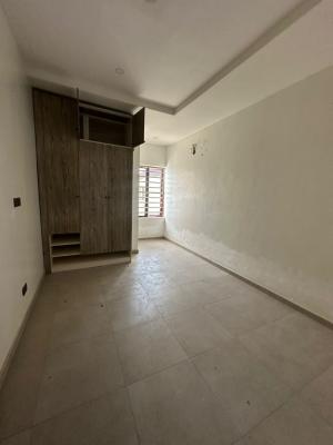 Room Upstairs in Secured Estate, Orchid Road, Lekki Expressway, Lekki, Lagos, Self Contain (single Rooms) for Rent