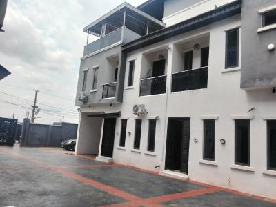 4 Bedroom Terraced Duplex with Bq, in a Call to Access Estate, Gra Phase 1, Magodo, Lagos, Terraced Duplex for Sale