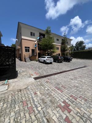 Standard 1 Bedroom Apartment, Off Admiralty Way, Lekki Phase 1, Lekki, Lagos, Flat / Apartment for Rent