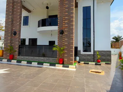 Well-Finished 5-Bedroom Duplex + 3-Room BQ — Winners Estate Axis, Trans Ekulu, Enugu, Enugu
