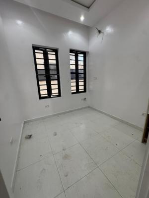 Downstairs Bedroom Inside a Shared Apartment, Royal Pine Estate Gate 3 Orchid Road, Lekki, Lagos, Self Contain (single Rooms) for Rent