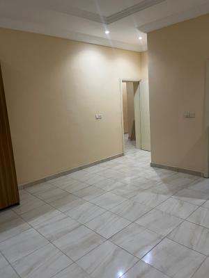 Spacious Semi Masters Bedroom, Shared Big Sitting Room, Chevron, Lekki, Lagos, Flat / Apartment for Rent