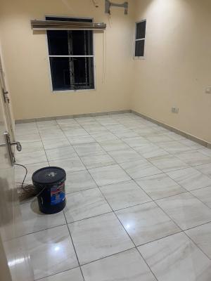 a Spacious Ensuite Bedroom with Shared Big Sitting Room, Chevron Lekki, Lekki, Lagos, Flat / Apartment for Rent