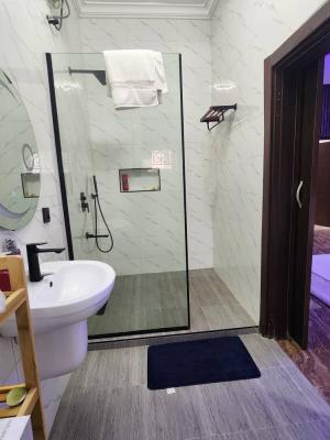1 Bedroom Flat, Off Salem Bus Stop, Ikate Elegushi, Lekki, Lagos, Mini Flat (room and Parlour) for Sale