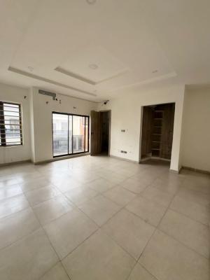 Upstairs Masters Bedroom Inside a Shared Apartment, Dpkay Estate Orchid Road, Lekki, Lagos, Self Contain (single Rooms) for Rent