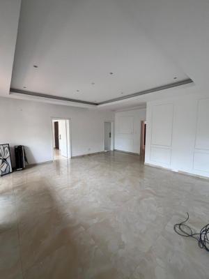 Luxury Service 3 Bedroom Apartment, Lekki Phase 1, Lekki, Lagos, Flat / Apartment for Rent