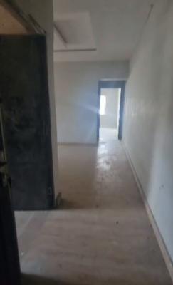 Newly Built, Executive, Standard Spacious 2 Bedroom Apartment Upstairs, Off Morrocco Road,, Shomolu, Lagos, Flat / Apartment for Rent