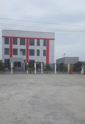 Commercial Building, Before Lakowe Golf, Facing Lekki-epe Expressway, Lekki, Lagos, Office Space for Sale