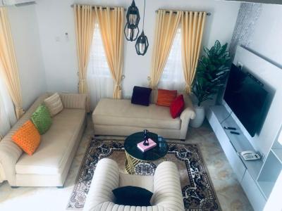 Luxury Furniture 3 Bedroom Apartment with Excellent Facility