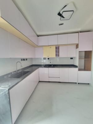 Spacious and Standard 3bedroom Apartment, Mavilla Estate, Orchid Road, Lekki, Lagos, Flat / Apartment for Sale