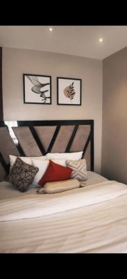 a Luxurious One Bedroom Apartment Available, Lekki Phase 1, Lekki, Lagos, Flat / Apartment Short Let