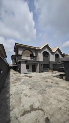 Self Serviced Mini Flat, Off Admiralty Way, Lekki Phase 1, Lekki, Lagos, Mini Flat (room and Parlour) for Rent
