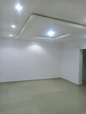 2 Bedroom Flat Downstairs in a Secured Neighborhood, Gra Phase 1, Magodo, Lagos, Flat / Apartment for Rent