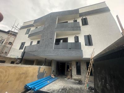 Spacious 2 Bedroom with Bq, Yaba, Lagos, Flat / Apartment for Sale