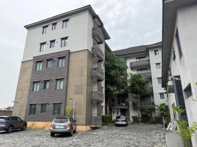 Spacious 3bed Apartment, Off Admiralty Way, Lekki Phase 1, Lekki Phase 1, Lekki, Lagos, House for Rent