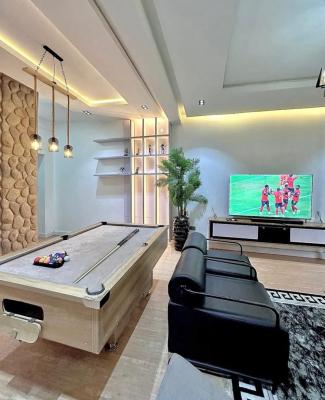 Luxury 3 Bedroom Apartment, Wuye, Wuye, Abuja, Flat / Apartment Short Let