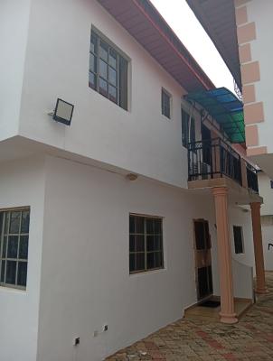 Clean & Decent 3 Bedroom Duplex, Magodo Phase 1, Gra Phase 1, Magodo, Lagos, Semi-detached Duplex for Rent