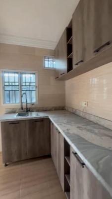 Lovely 3bedroom Flat, Olojudo Street Off Obalodu Via Adeshina Ijesha, Surulere, Lagos, Flat / Apartment for Rent