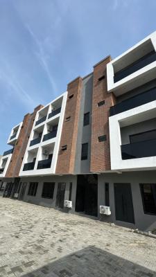 Well-finished 3 Bedroom Maisonette with Bq, Adebisi Ogunniyi Crescent, Lekki Phase 1, Lekki, Lagos, Flat / Apartment for Sale