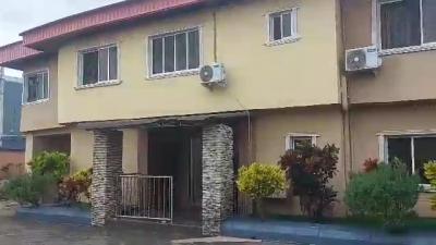 6 Bedroom Detached Duplex with Bq 100ft By 100ft Land, Adesuwa Road, Off Aideyan Road Gra, Benin, Oredo, Edo, Detached Duplex for Sale
