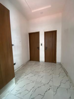 Room Downstairs Sharing Kitchen, Orchid Road, Lekki, Lagos, Self Contain (single Rooms) for Rent