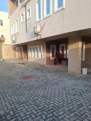 Spacious 3 Bedrooms Flat with All Rooms Ensuilte and Guest Toilet, Gra Phase 2, Magodo, Lagos, Flat / Apartment for Rent