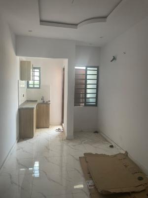 Roomself, Morocco Road, Yaba, Lagos, Self Contain (single Rooms) for Rent