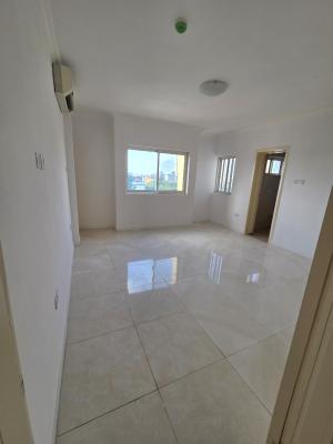 a Fully  Serviced  3 Bedroom  Apartment  with a Room Bq, Victoria Island (vi), Lagos, Flat / Apartment for Rent