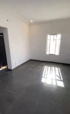 Specious Madtor Bedroom Shared Apartment in Chevron, Chevy View Estate Chevron, Lekki, Lagos, Flat / Apartment for Rent