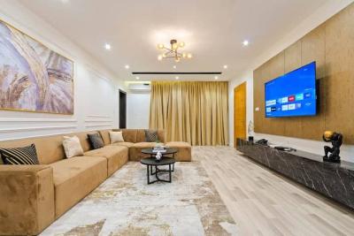 Beautiful 3 Bedroom Apartment Available for Bookings From Tomorrow!!!, Lekki Phase 1, Lekki, Lagos, Flat / Apartment Short Let