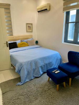 Fully Serviced and Furnished 2 Bedroom Apartment in a Gated Estate, Illasan, Lekki, Lagos, Flat / Apartment for Rent