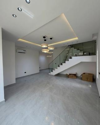 Newly Built and Serviced with 24/7 Power Supply 3 Bedroom En-suite Mai, Lekki Phase 1, Lekki, Lagos, House for Rent