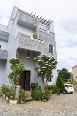 Fully Furnished 4 Bedroom Terrace Duplex with Bq, Main, Guzape District, Abuja, Terraced Duplex for Sale