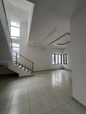 Fully Serviced Spacious Master Bedroom Shared Apartment, Lekki, Lagos, Flat / Apartment for Rent